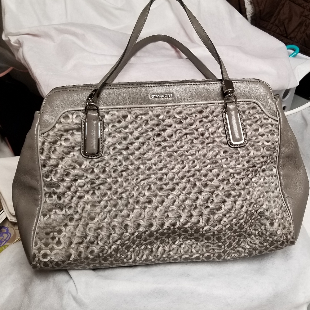Coach - Used - Excellent Condition - Light Grey Shoulder bag
